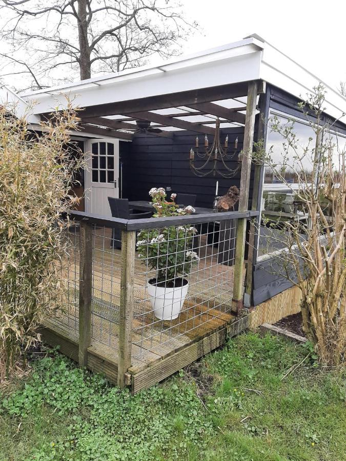 Buiten Huisje Aan De Vaart 1 Matsloot Bagian luar foto